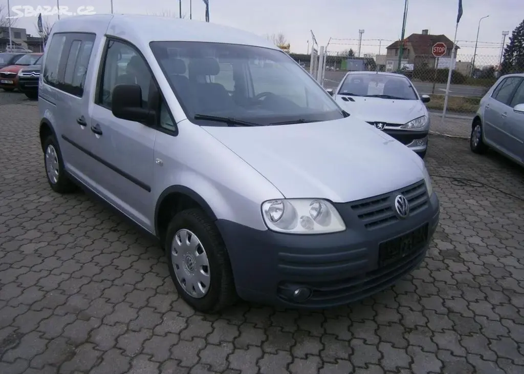 Volkswagen Caddy 1.6i 75kw,,Live benzín manuální